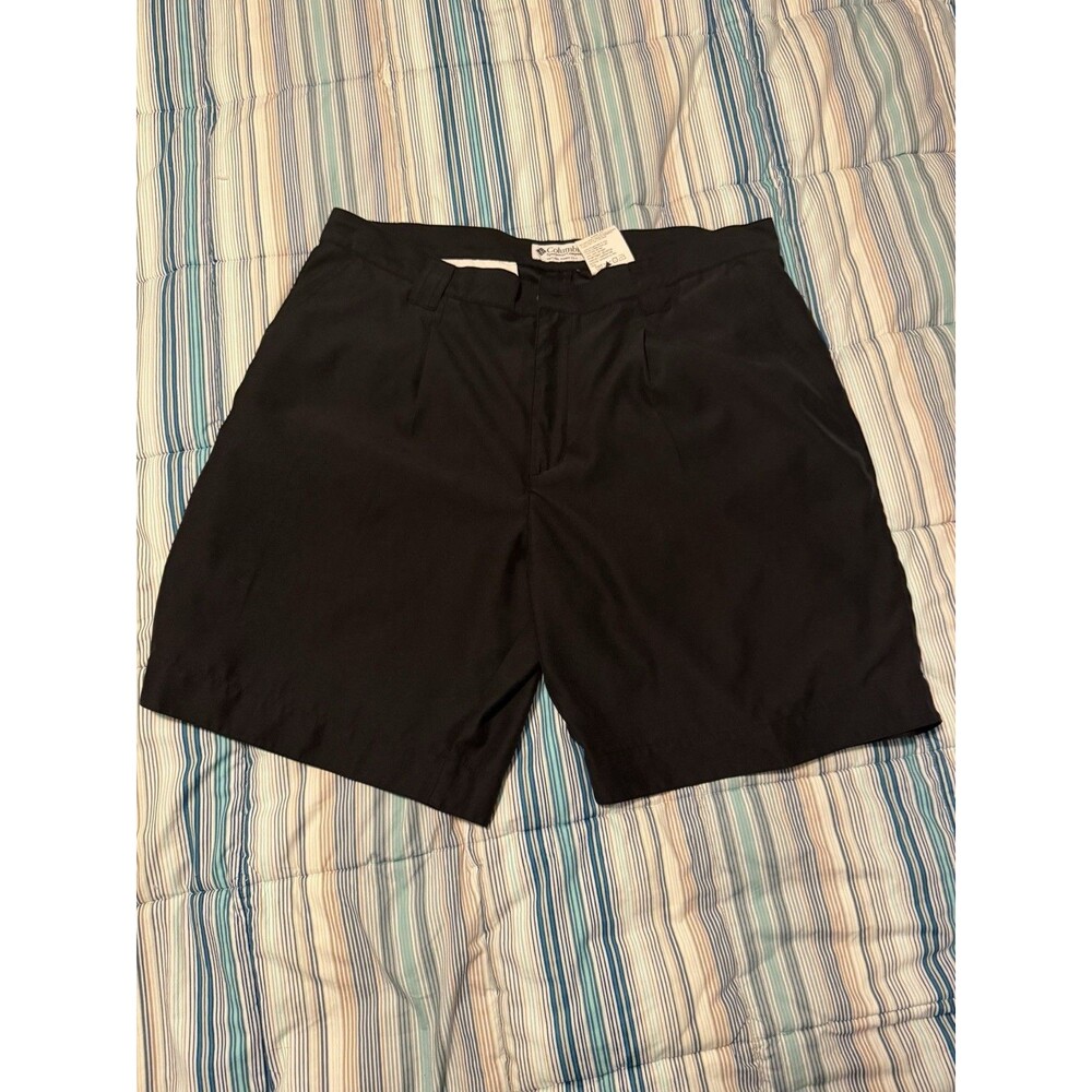 Columbia Men's Black Chino Shorts Flat Front Solid Zip Pockets Logo